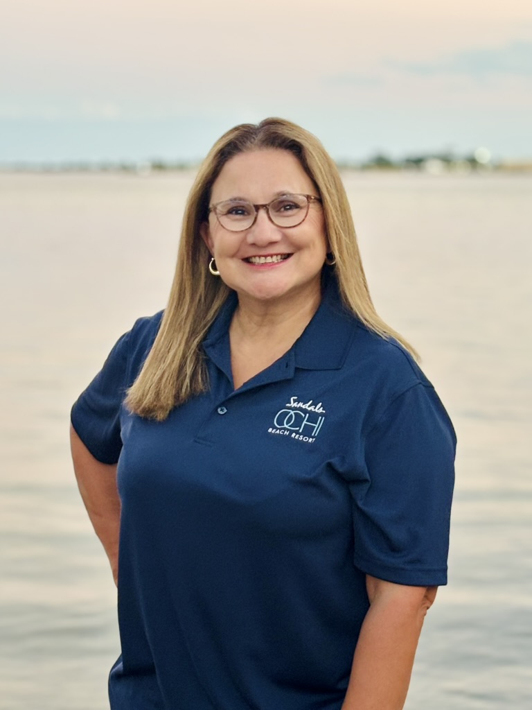 Portrait of Sandy Solis Holton, travel advisor